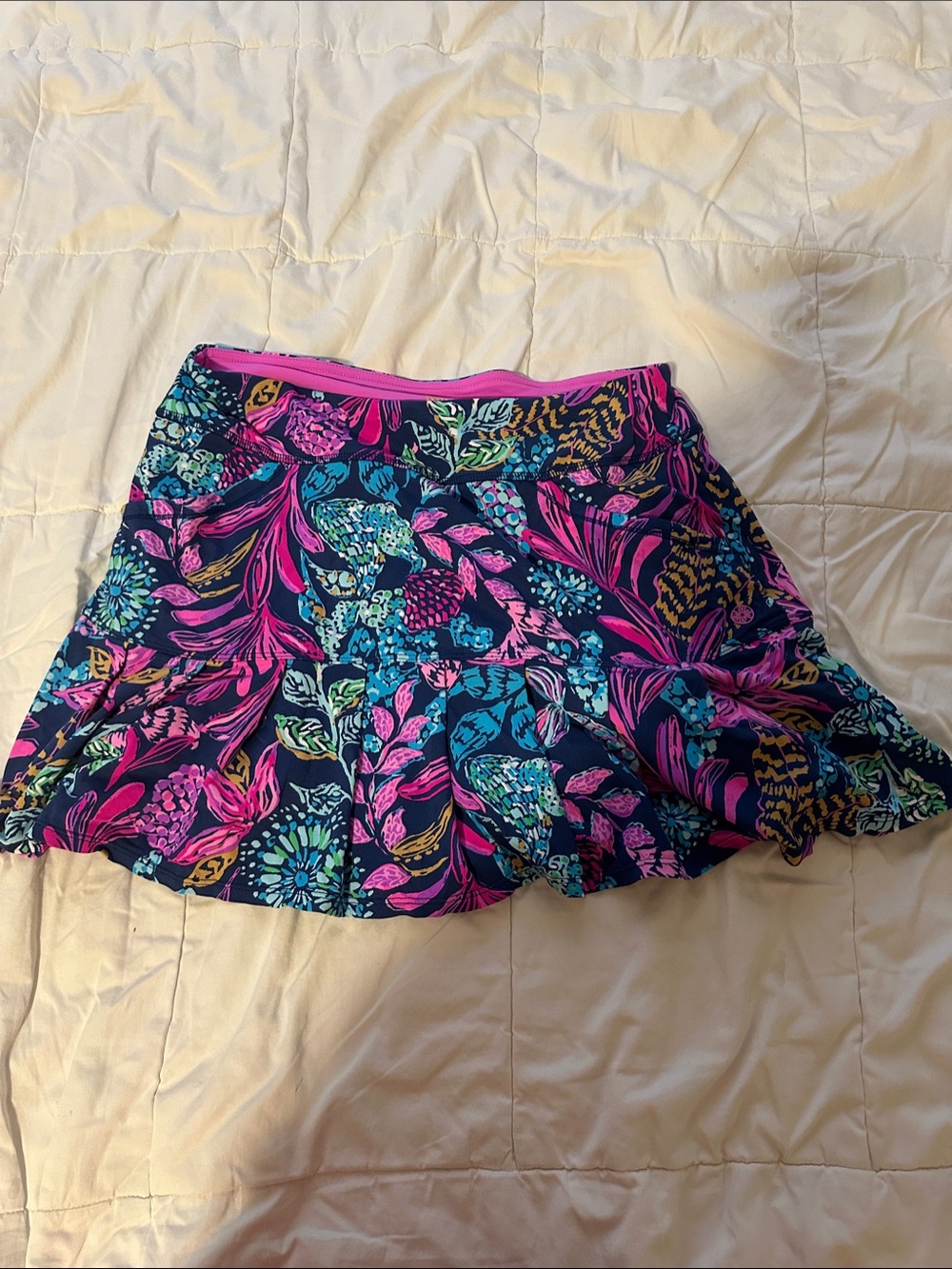 Lilly Pulitzer new without tags skort scratch material